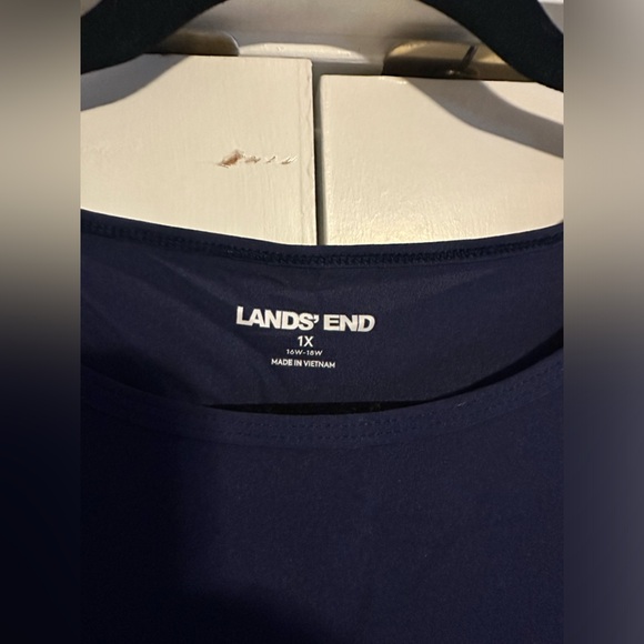 Women's Plus Size Crew Neck Long Sleeve Rash Guard UPF 50 Swim Tee - Picture 3 of 3